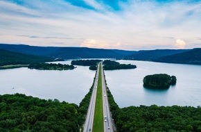 LeasePlan Deutschland GmbH: Finanz- und Dienstleistungssektor fährt am nachhaltigsten