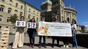Sucht Schweiz / Addiction Suisse / Dipendenze Svizzera: NEIN zu massiven Kürzungen in der Suchthilfe und -prävention: Petition mit fast 10'000 Unterschriften eingereicht
