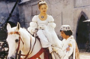 MDR Mitteldeutscher Rundfunk: 29 auf einen Streich: MDR zeigt ab 1. Advent Märchenfilme barrierefrei in der ARD Mediathek und im TV