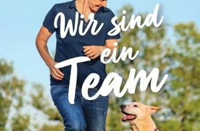 United Soft Media Verlag GmbH: Pressemeldung Buchneuerscheinung: "Wir sind ein Team. Hunde fair trainieren mit Anja Petrick"