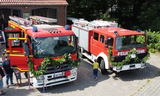 Feuerwehr Bremerhaven: FW Bremerhaven: Fahrzeugablösung bei der Freiwilligen Feuerwehr Weddewarden