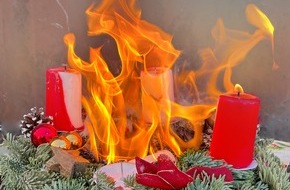 Feuerwehr Essen: FW-E: Adventskranz brennt in Senioren-Wohngemeinschaft - Rauchmelder warnt Bewohner und Pflegekräfte, keine Verletzten