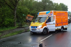 FW-Heiligenhaus: Tödlicher Verkehrsunfall auf der Höseler Straße (Meldung 13/2017)