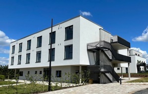 Hausengel Holding AG: Hausengel schafft Raum fürs Alter: Generationenpark Heskem-Mölln als Modell gegen Wohnungsnot