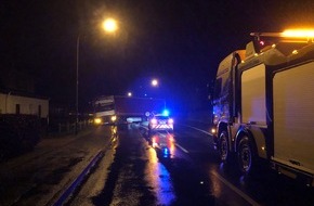 Polizeidirektion Wittlich: POL-PDWIL: Festgefahrener LKW muss geborgen werden