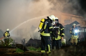 Kreisfeuerwehrverband Segeberg: FW-SE: Brennende Scheune in Heidmoor