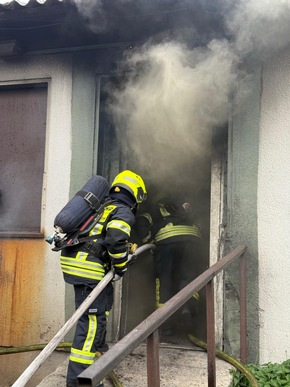 Feuerwehr MTK: Ausbildung unter Realbedingungen: Intensives Übungswochenende auf Europas größtem Übungszentrum
