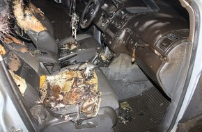 Polizei Minden-Lübbecke: POL-MI: Auto und Müllcontainer gehen in Flammen auf
