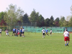 POL-WL: Polizei und Jugendzentrum Winsen bei fairem Fußballspiel