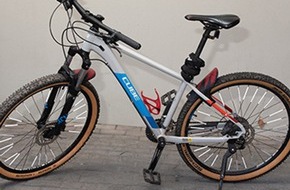 Polizei Lippe: POL-LIP: Detmold-Hiddesen. Cube-Fahrrad gefunden - Eigentümer gesucht.