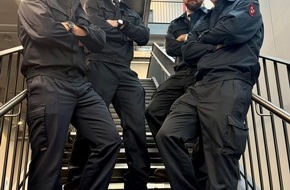 Feuerwehr Ratingen: FW Ratingen: Stolz bei der Feuerwehr: 11 Kolleg*innen schlie&szlig;en Ausbildung ab