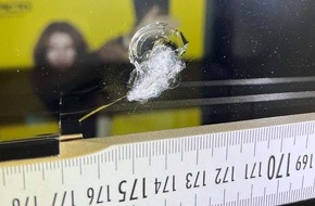 Polizei Steinfurt: POL-ST: Recke, Täter versuchen in Juweliergeschäft einzubrechen - Zeugen gesucht