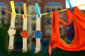 NOMOS Glash&uuml;tte: Des montres sport en bleu, blanc, rouge