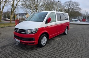 Kreispolizeibeh&ouml;rde Viersen: POL-VIE: Erneuter Diebstahl eines rot/wei&szlig;en Multivans - Hinweise gesucht!