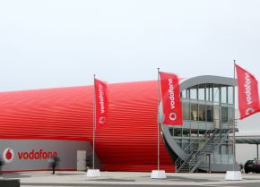 Vodafone Zentrale, CeBIT-Stand und Shop