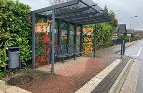 Polizeiinspektion Nienburg / Schaumburg: POL-NI: Zeugenaufruf - Bushaltestelle beschmiert