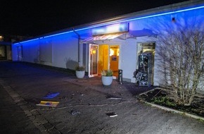 Polizeipräsidium Mittelhessen - Pressestelle Gießen: POL-GI: Sprengung eines Geldautomaten in Gießen scheitert - Polizei bittet um Mithilfe