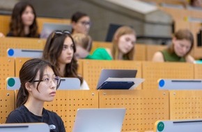Universität Bremen: Plätze frei bei Informatica Feminale und Ingenieurinnen-Sommeruni
