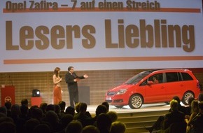 Opel Automobile GmbH: Der beste Kompakt-Van heißt Opel Zafira / "Goldenes Lenkrad": Opel-Bestseller ist Gewinner 2005