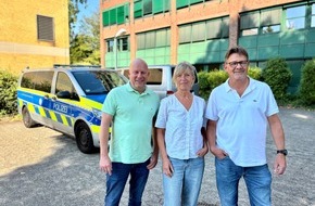 Polizei Hagen: POL-HA: Betrugsmaschen erkennen und sich sch&uuml;tzen - Dienststelle f&uuml;r Kriminalpr&auml;vention und Opferschutz der Hagener Polizei informiert bei der Sparkasse an Volme und Ruhr