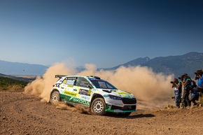 Akropolis-Rallye Griechenland: Gus Greensmith fährt Škoda Fabia RS Rally2 auf Platz zwei in der WRC2