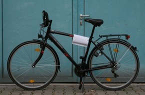 Polizeipräsidium Südhessen: POL-DA: Lampertheim: Trekkingrad der Marke Mc Kenzie sucht nach seinem Eigentümer / Aufruf der Polizei