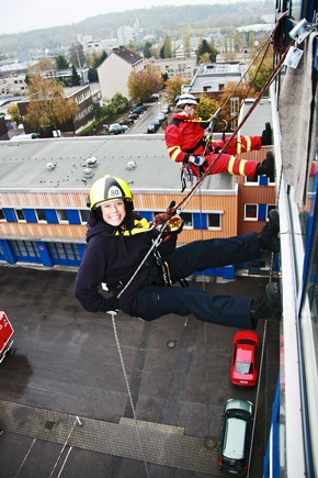 FW-E: 18. Bundeskongress der Berufsfeuerwehrfrauen in Essen erfolgreich beendet, für ein Wochenende lag die Frauenquote um den Faktor 25 höher