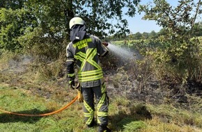 Freiwillige Feuerwehr H&uuml;nxe: FW H&uuml;nxe: Vegetationsbrand durch M&auml;harbeiten