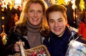 ZDF: Maria Furtwängler löst "Wetten, dass..?"-Wettschuld in Nürnberg ein/ Schauspielerin verkauft Sterne für einen guten Zweck (BILD)