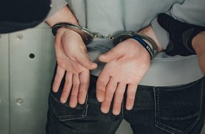 Bundespolizeidirektion Flughafen Frankfurt am Main: BPOLD FRA: Betrunkener sorgt für Aufruhr im Flieger