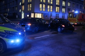 Polizei Hagen: POL-HA: Zwei Hagenerinnen verletzten sich bei Autounfall