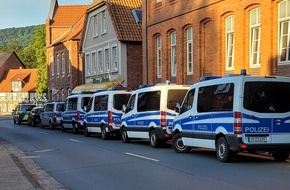 Polizeiinspektion Hameln-Pyrmont/Holzminden: POL-HM: Gemeinsame Pressemitteilung des Flecken Coppenbrügge und der Polizei zur Überprüfung der Wohnsituationen nach dem Niedersächsischen Wohnraumschutzgesetz in Coppenbrügge