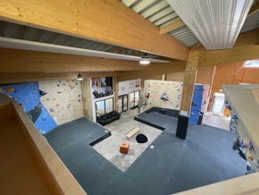 Pressemitteilung - Vorläufige Insolvenzverwalterin sucht Investor für Braunlager Ski-Verleih „Ski-Bähr“ und Boulderhalle „Bodebloc“