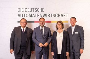 Die Deutsche Automatenwirtschaft: DAW-Brancheninformation: Parlamentarischer Abend der Automatenwirtschaft in Dresden