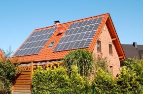 Tchibo GmbH: Öko-Strom vom eigenen Dach: Solarstrom-Anlagen bei Tchibo (mit Bild)