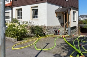 Freiwillige Feuerwehr Menden: FW Menden: Kellerbrand in einem Einfamilienhaus