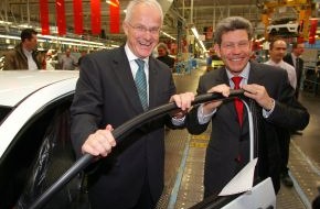 Ford-Werke GmbH: Ford: Ministerpräsident Dr. Jürgen Rüttgers besuchte Fiesta/Fusion-Produktion in Köln