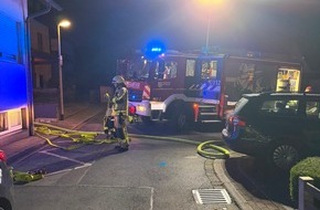 Feuerwehr Hattingen: FW-EN: Einsatzmarathon am Sonntag: Hattinger Feuerwehr rettet Frau aus der Ruhr und verhindert Wohnungsbrand.