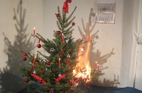 Landesfeuerwehrverband Schleswig-Holstein: FW-LFVSH: Brandgefahren in der Weihnachtszeit