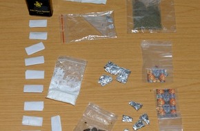Polizei Düsseldorf: POL-D: Über ein Kilo Betäubungsmittel nach Fahrzeugkontrolle sichergestellt