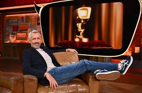 ProSieben: Wenn der Nippel zum Buzzer wird: ProSieben zeigt "TV total - Das Quiz" am Mittwoch, 4. November