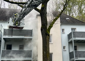 FW-BO: Wohnungsbrand in Bochum Weitmar fordert einen Schwerverletzten