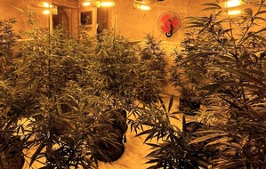 Landespolizeiinspektion Nordhausen: LPI-NDH: Umfangreicher Polizeieinsatz - erneuter Schlag gegen die Bet&auml;ubungsmittelkriminalit&auml;t in Nordth&uuml;ringen