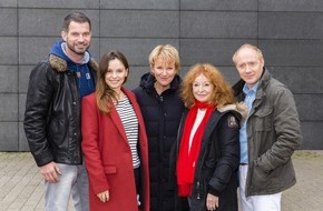 ZDF: "Mama geht nicht mehr" / ZDF-Tragikomödie mit Mariele Millowitsch und Mina Tander entsteht in Köln (FOTO)