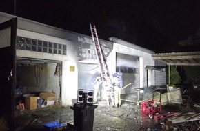 Feuerwehr Recklinghausen: FW-RE: Garagenbrand in Gewerbebetrieb - keine Verletzten