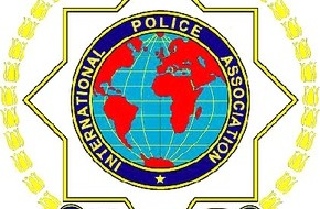 Polizei Rhein-Erft-Kreis: POL-BM: Benefizveranstaltung für Angehörige der getöteten New Yorker Polizisten hier: Emblem der IPA