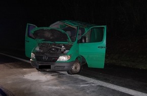 Polizeidirektion Kaiserslautern: POL-PDKL: A62/Kusel, Kleintransporter überschlägt sich