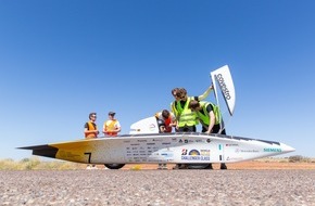 BearingPoint GmbH: Nachhaltige Mobilität fördern: BearingPoint jetzt auch Team Consultant für das Team Sonnenwagen Aachen