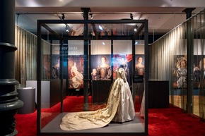 Frauen Macht Mode - Ausstellungseröffnung am 19.3.2021 im Textilmuseum St. Gallen