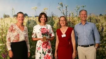 Stiftung für Mensch und Umwelt: Bundesweit summt’s! 45 Gruppen bei Deutschland summt!-Pflanzwettbewerb prämiert ð±ðð